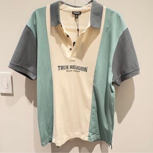 NWT - True Religion “He Swamite Spaniaslm Gr” SS PANELED POLO Size M